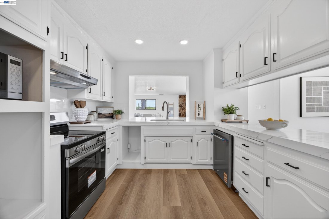 House in Tracy, California, United States 5 - 18041521