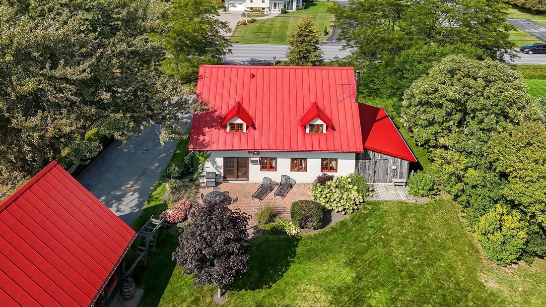 House in Saint-Hyacinthe, Quebec, Canada 5 - 18048869