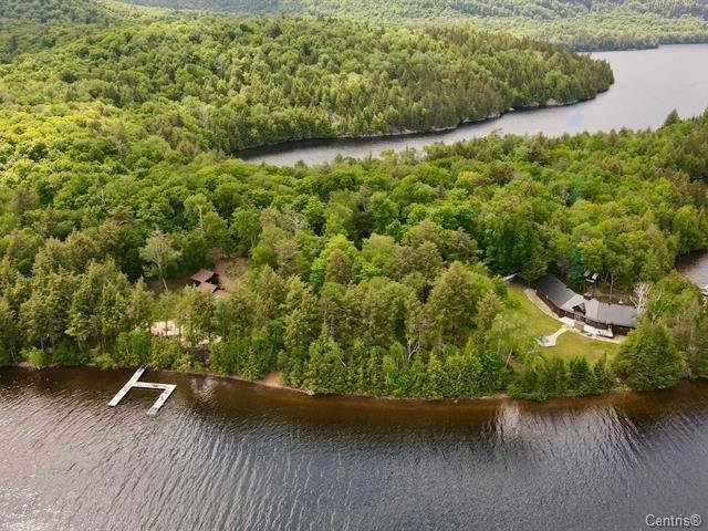 House in Mont-Tremblant, Quebec, Canada 1 - 18042699