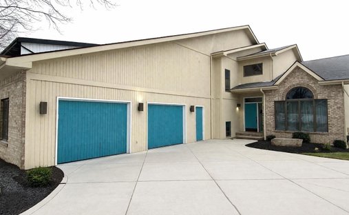 House in Crown Point, Indiana, United States 1