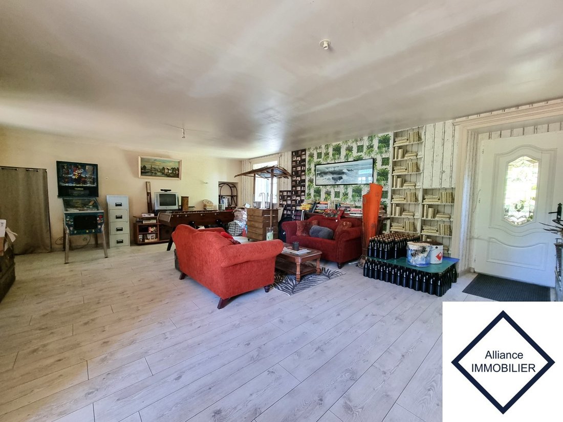 Estate in Saint-Meen-le-Grand, Brittany, France 5 - 18043569