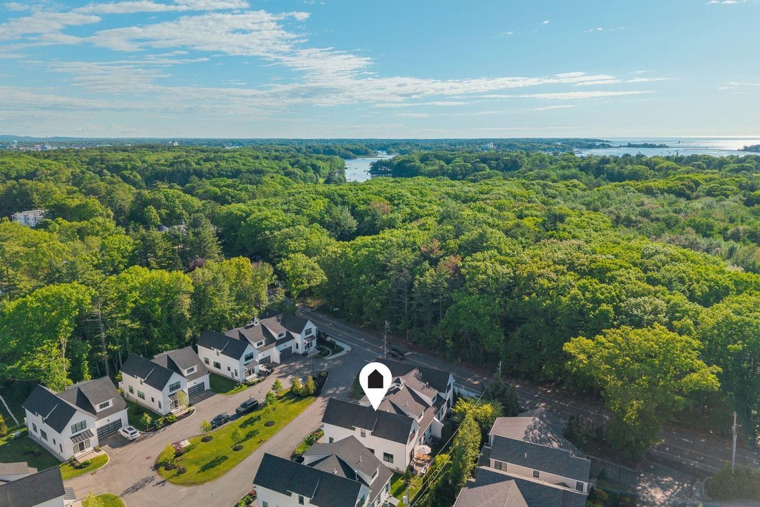 Condo in Portsmouth, New Hampshire, United States 3 - 18049377