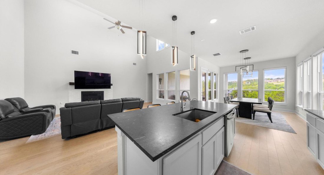 House in Leander, Texas, United States 4 - 17978732