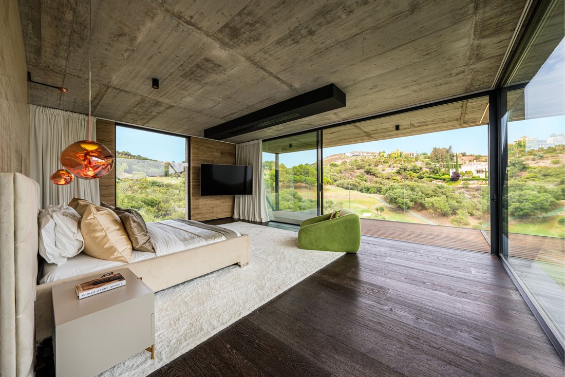 Villa in Benahavis, Andalusia, Spain 3 - 14571912