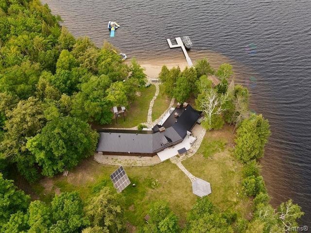 House in Mont-Tremblant, Quebec, Canada 1 - 18042700