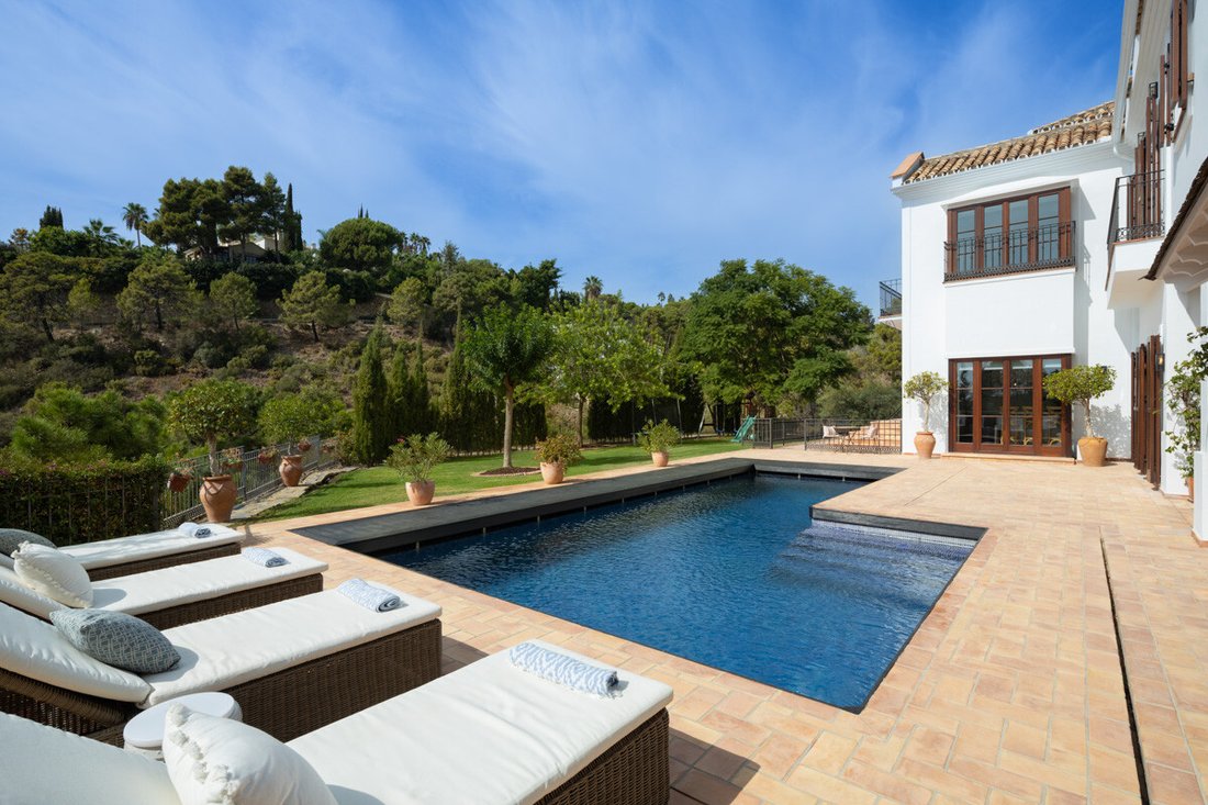 Villa in El Madroñal, Benahavis, Spain 4 - 18036151