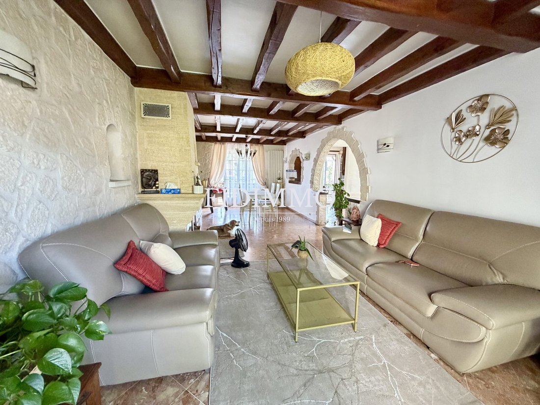 House in Ormesson-sur-Marne, Ile-de-France, France 2 - 18049445