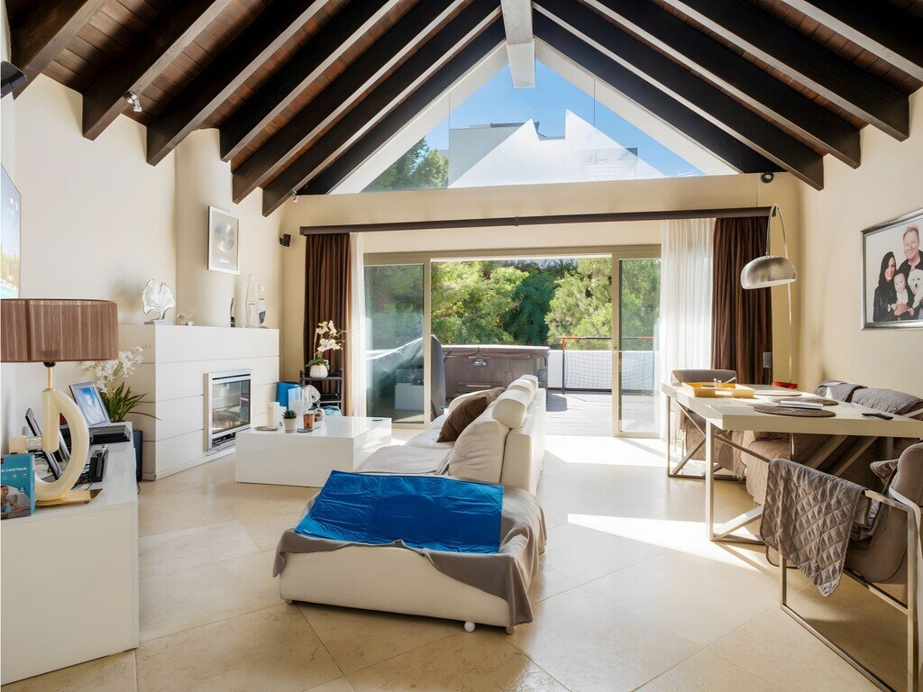 Apartment in Benahavis, Andalusia, Spain 1 - 18048779