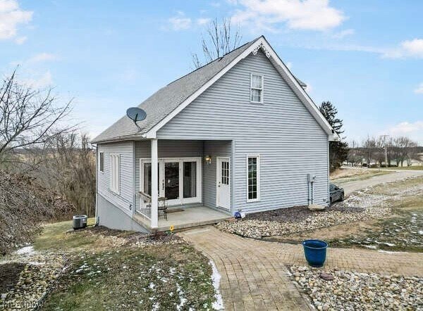 House in Rayland, Ohio, United States 3 - 18036930