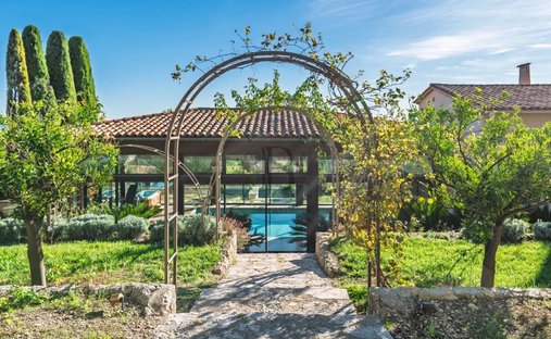 Villa in Mougins, Provence-Alpes-Côte d'Azur, France 1