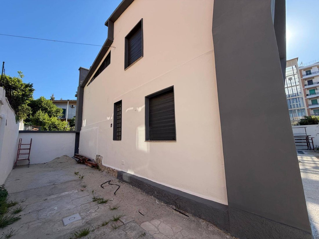 Villa in San Benedetto, Cagliari, Sardinia 5 - 18043037