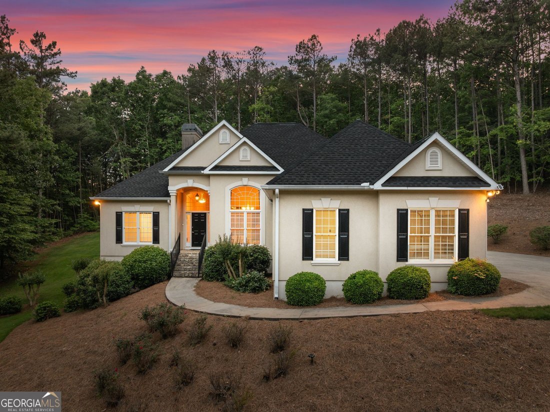 House in Clarkesville, Georgia, United States 1 - 18042105