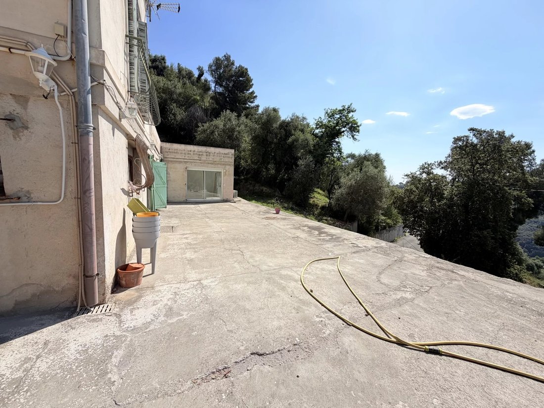 Apartment in Menton, Provence-Alpes-Côte d'Azur, France 3 - 18047275
