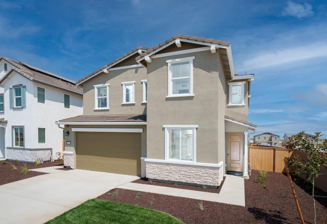 House in Elk Grove, California, United States 1 - 18045471