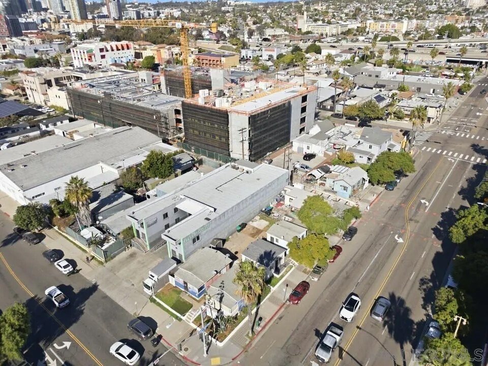 San Diego, California, United States 2 - 18040901
