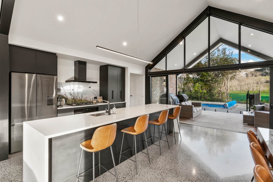 House in Helensville, Auckland, New Zealand 5 - 18043513