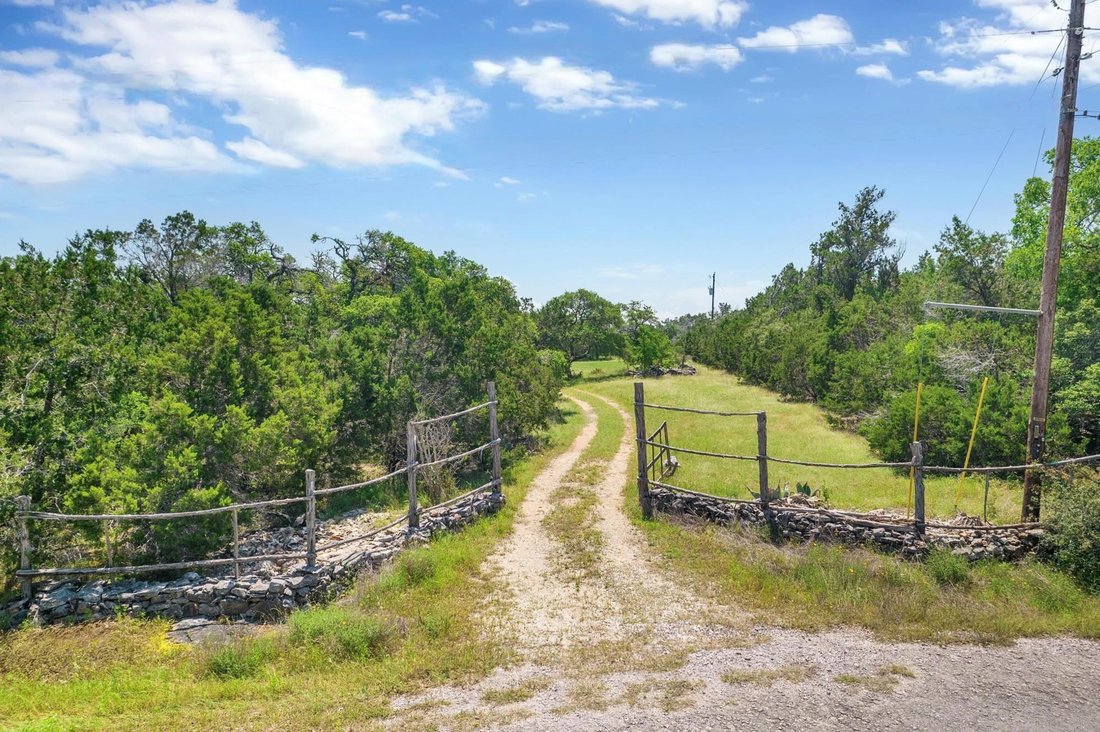House in San Marcos, Texas, United States 1 - 17609937