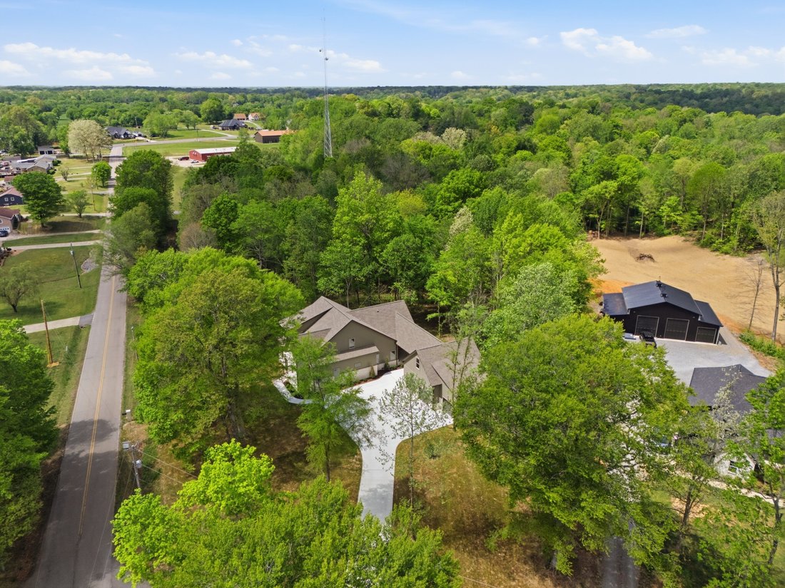 House in Clarksville, Tennessee, United States 3 - 18042356