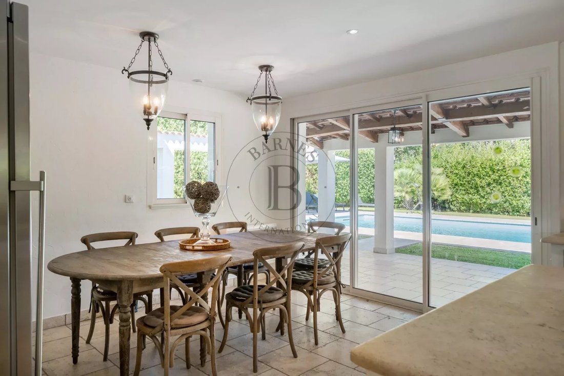 Villa in Mougins, Provence-Alpes-Côte d'Azur, France 5 - 17042832