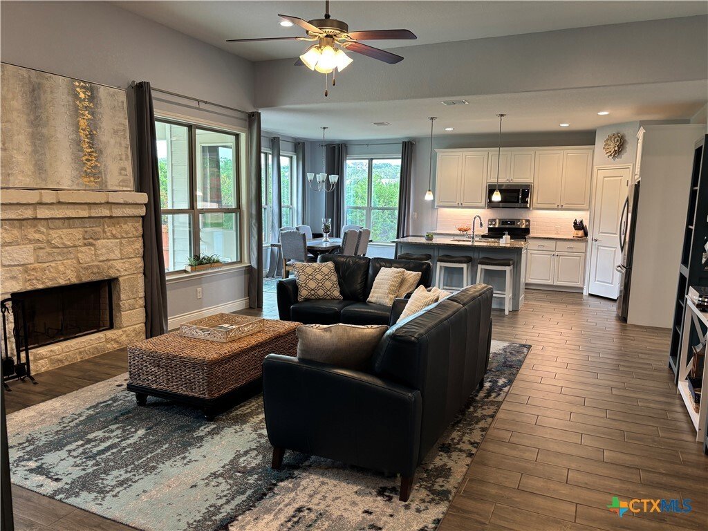 Maison à Canyon Lake, Texas, États-Unis 4 - 18048329