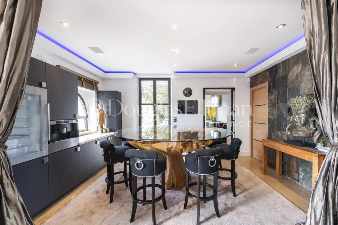 Villa in Cannes, Provence-Alpes-Côte d'Azur, France 4 - 18038371