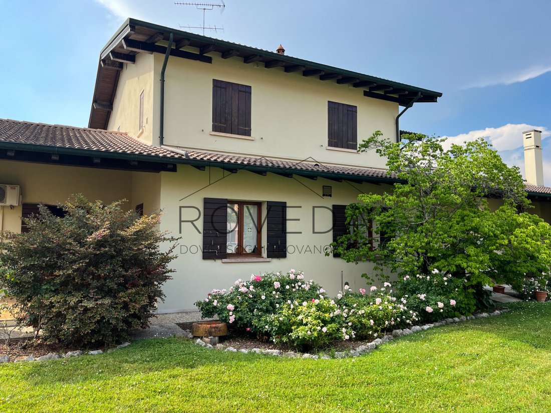 House in Casier, Veneto, Italy 2 - 18046106
