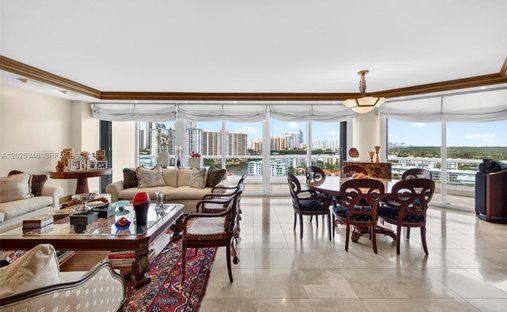 Appartement à Golden Beach, Floride, États-Unis 1