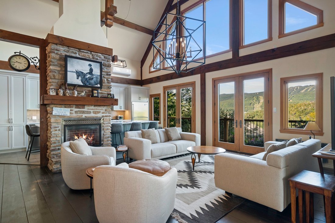 House in Mont-Tremblant, Quebec, Canada 5 - 17264065