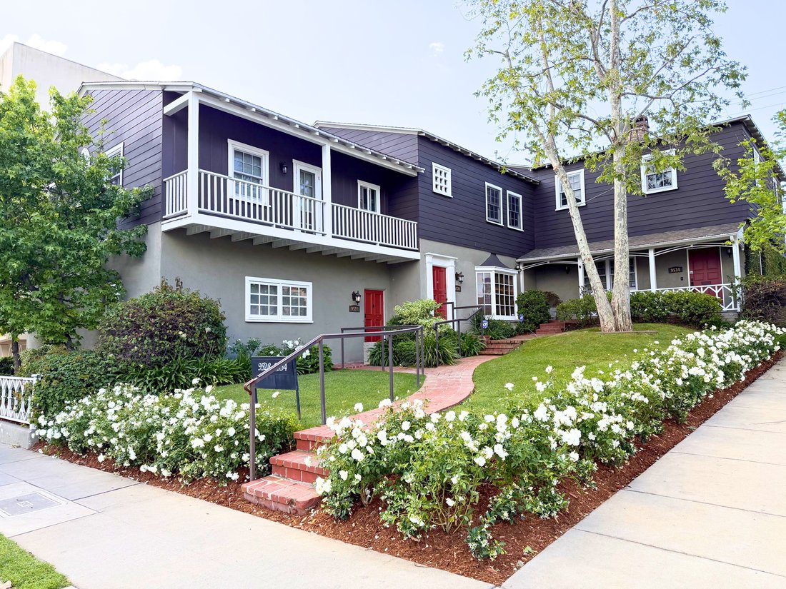 Beverly Hills, California, United States 1 - 18045654
