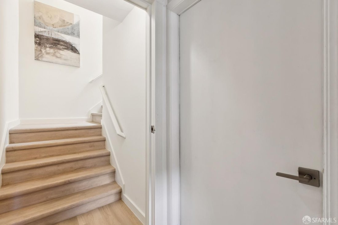 House in Colma, California, United States 4 - 18040099