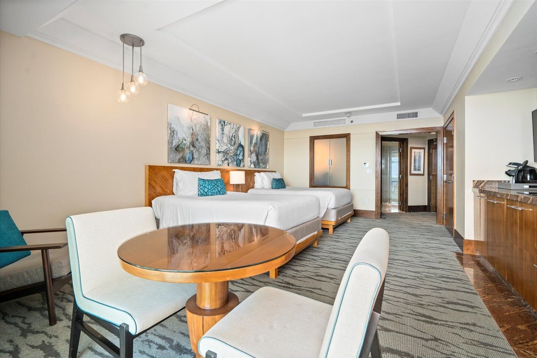 Condo in Paradise Island, New Providence, The Bahamas 3 - 18039946