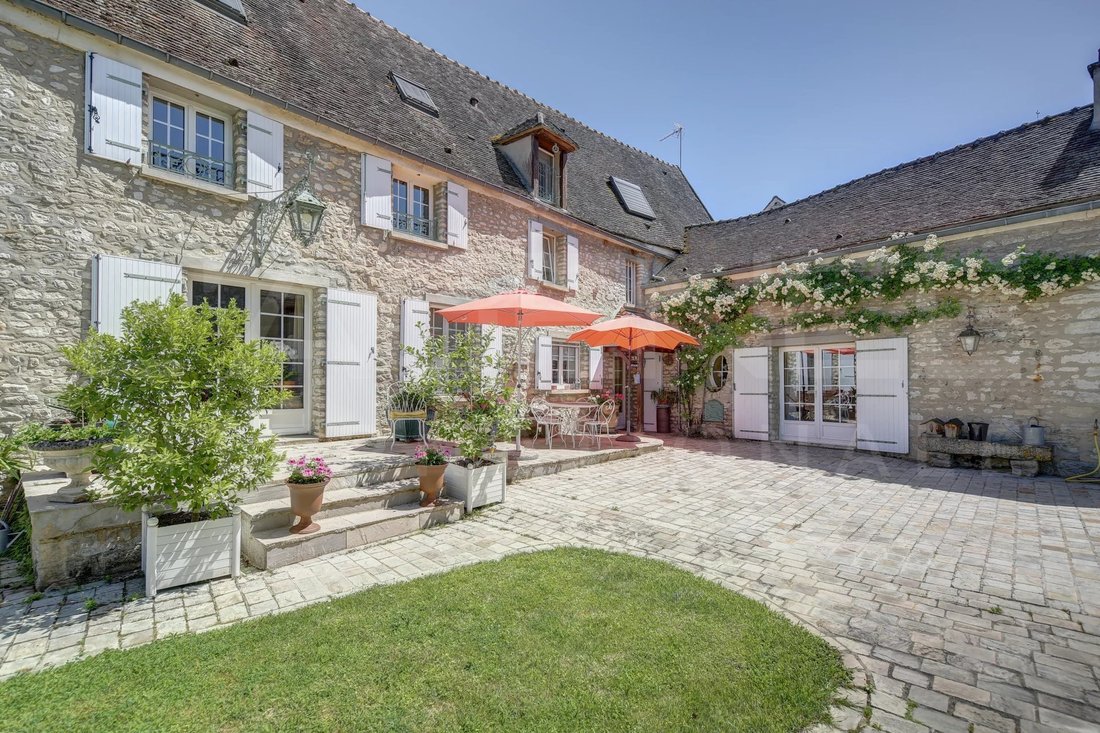 Maison à Montainville, Île-de-France, France 1 - 18038062