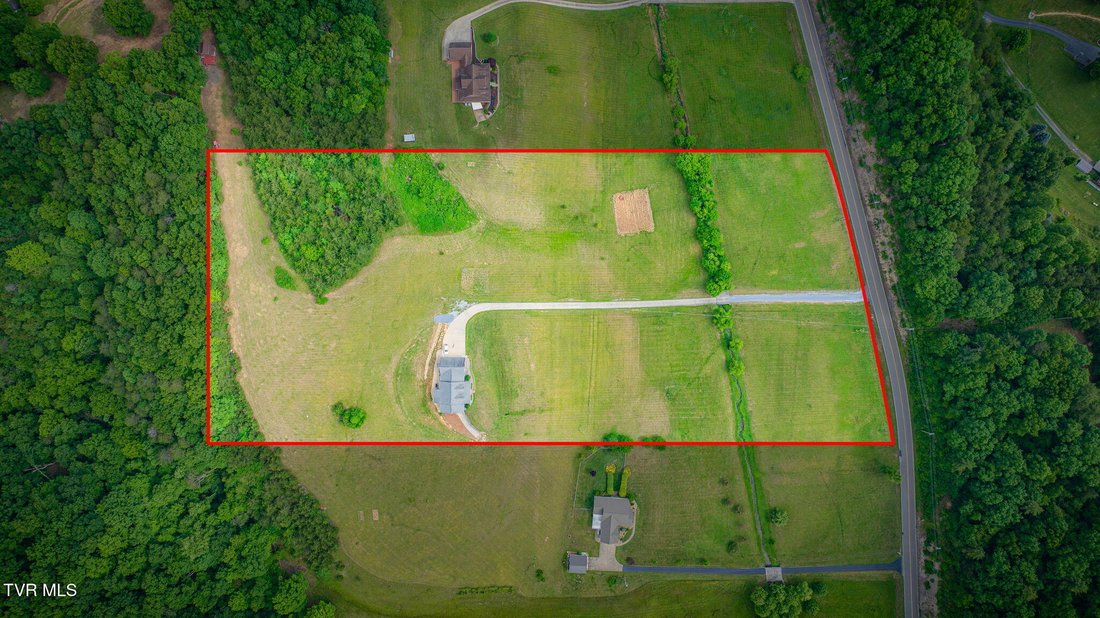 House in Bristol, Tennessee, United States 2 - 18046950