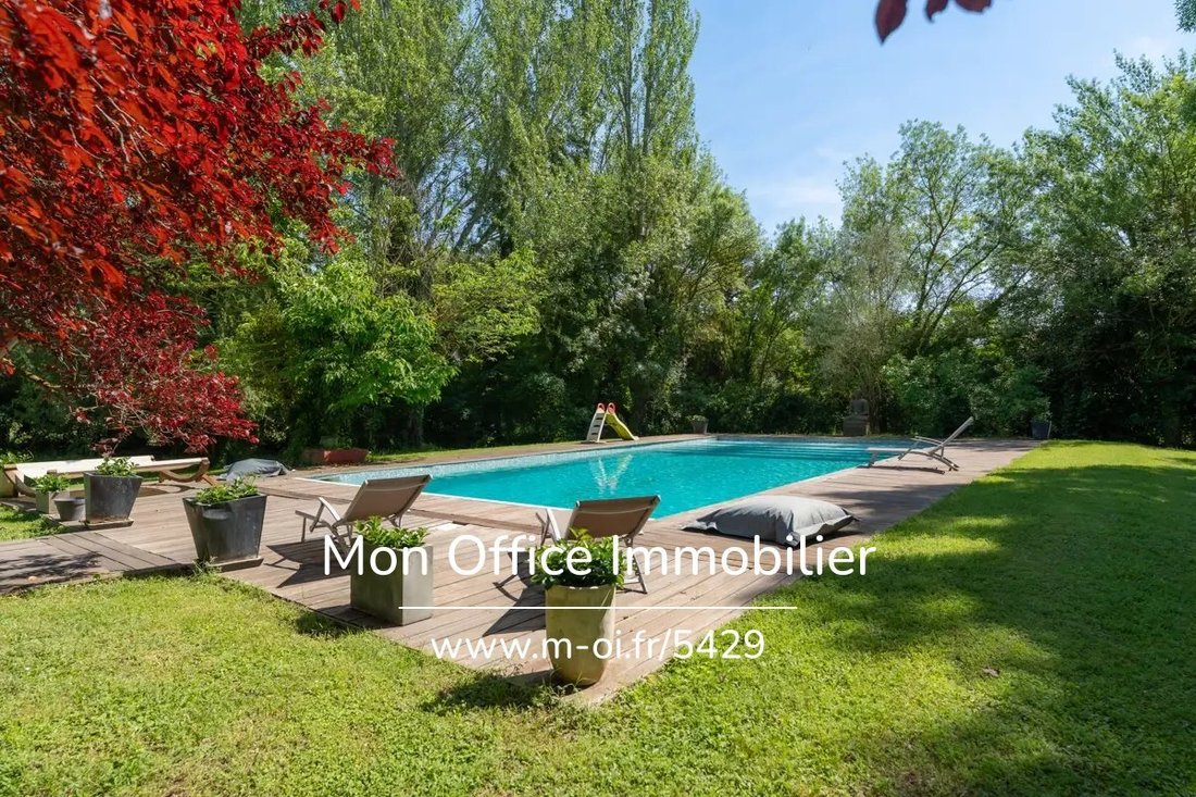 House in Bouc-Bel-Air, Provence-Alpes-Côte d'Azur, France 2 - 18048729