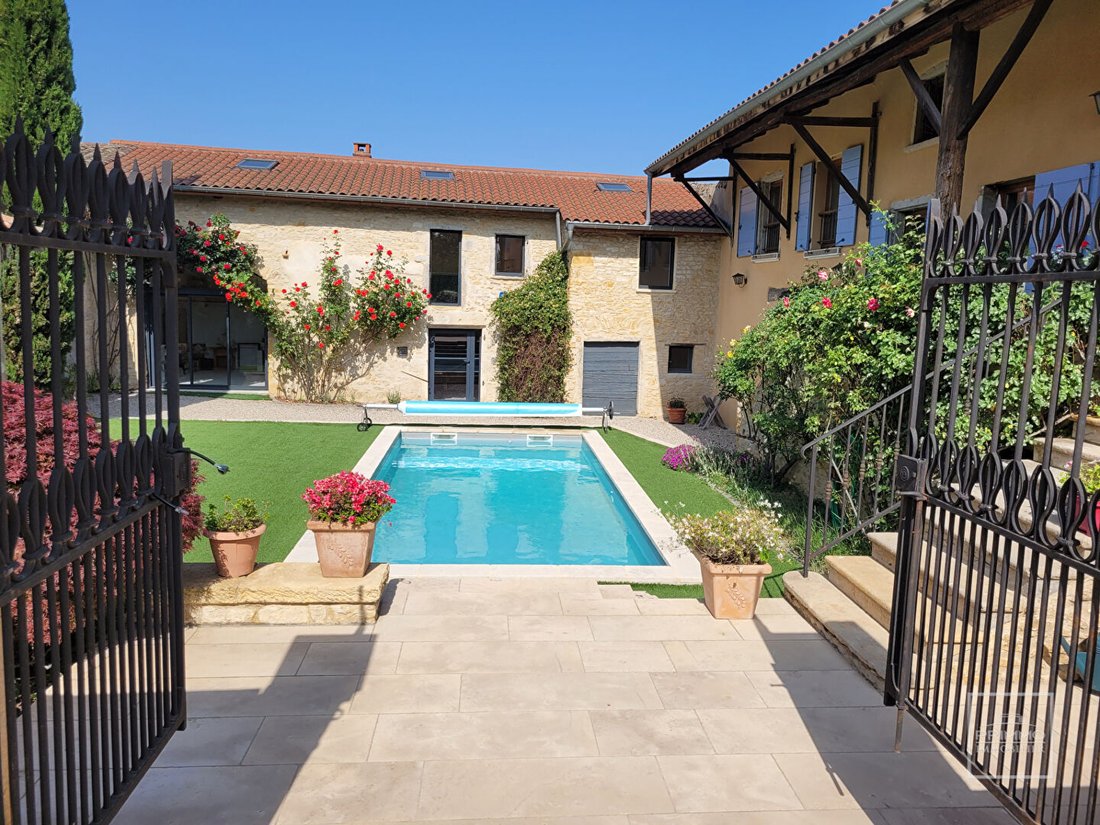 House in Marcilly-d'Azergues, Auvergne-Rhône-Alpes, France 1 - 18040852