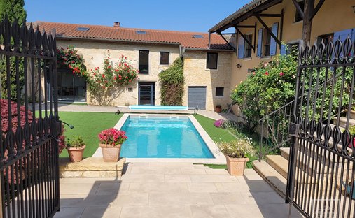 House in Marcilly-d'Azergues, Auvergne-Rhône-Alpes, France 1