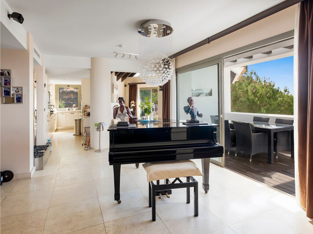 Apartment in Benahavis, Andalusia, Spain 4 - 18048779