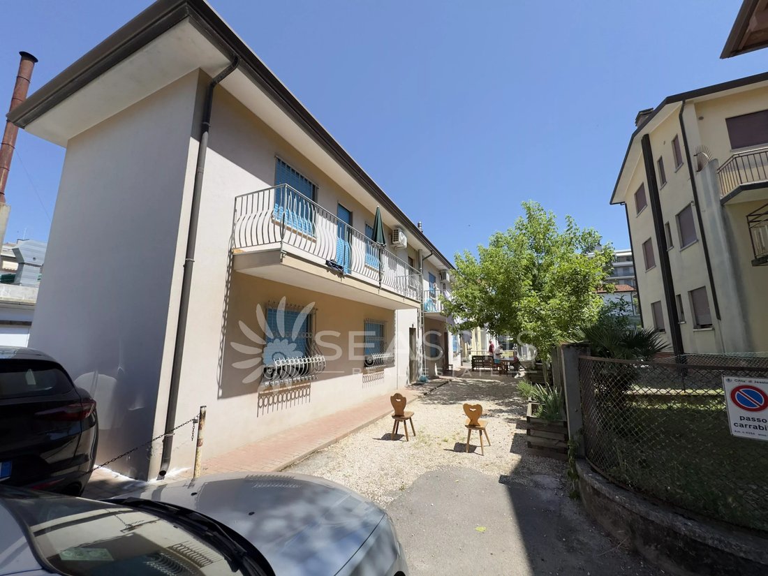 Lido di Jesolo, Jesolo, Veneto 5 - 18038064