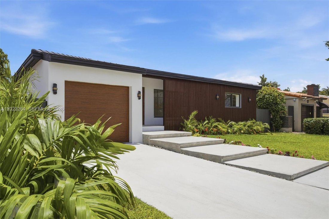 House in Miami, Florida, United States 3 - 18041427