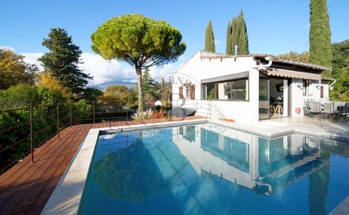 Villa in Grand'Piece-Les Plaines, Mouans-Sartoux, France 1
