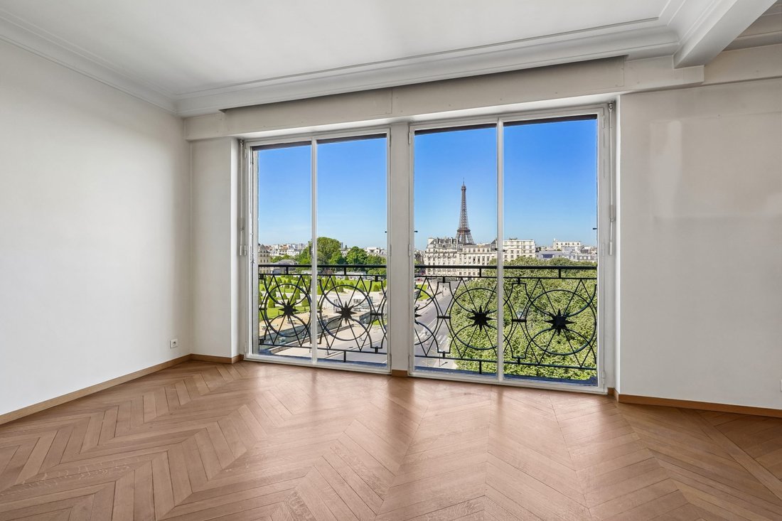 Apartment in Invalides, Paris 7e Arrondissement, Paris 4 - 18043504