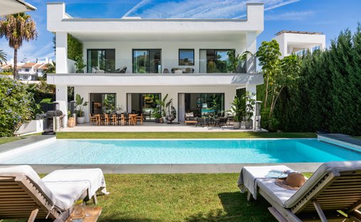 Villa en Playa Puerto Banús, Marbella, España 1