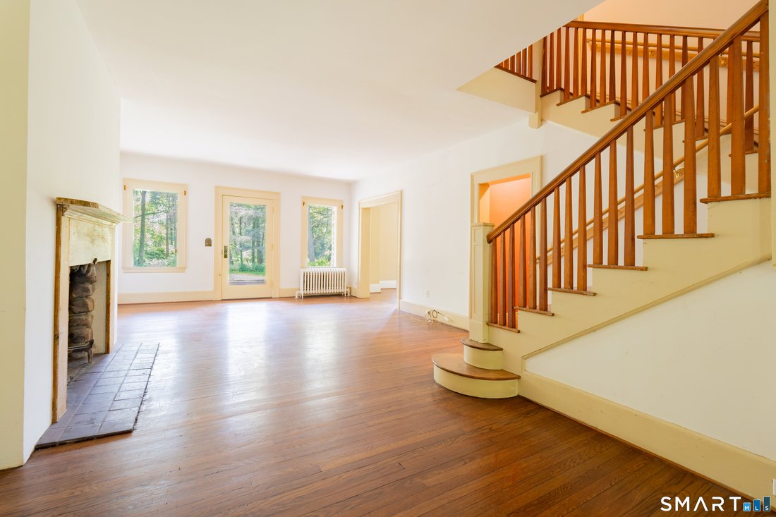 House in Woodbridge, Connecticut, United States 2 - 18045676