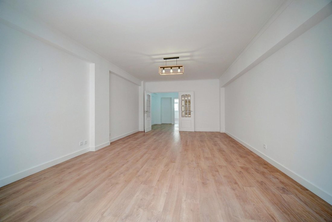Apartment in Sao Domingos de Benfica, Lisbon, Portugal 4 - 18044160