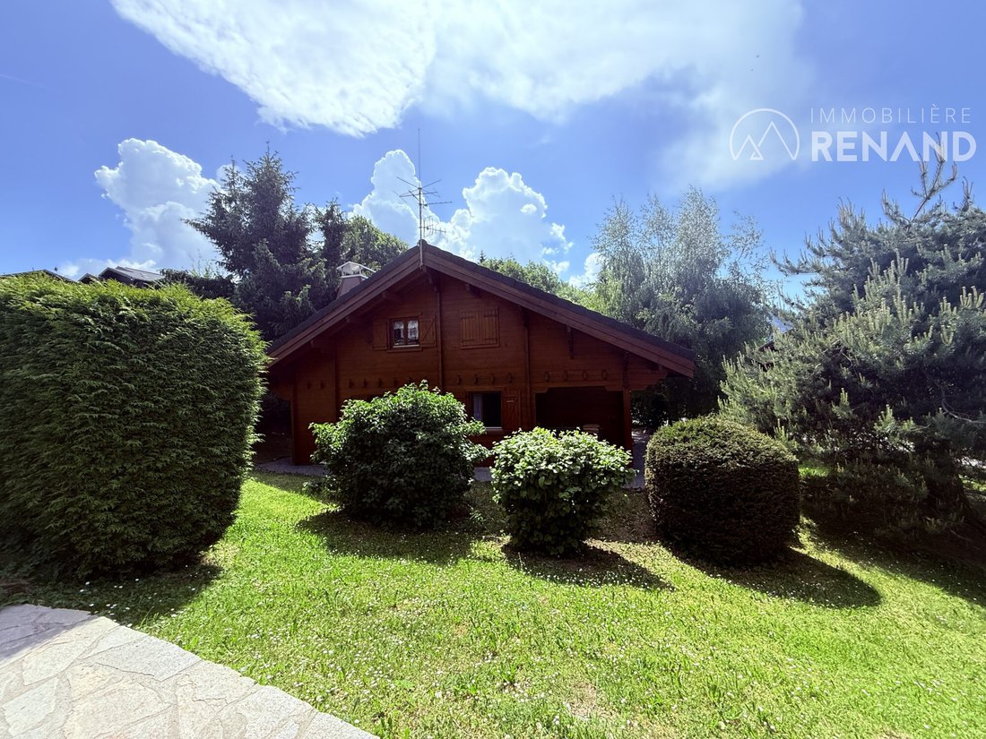 Chalet in Arâches-la-Frasse, Auvergne-Rhône-Alpes, France 2 - 18043550