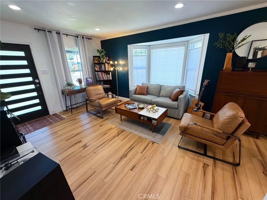 House in Signal Hill, California, United States 3 - 17942591