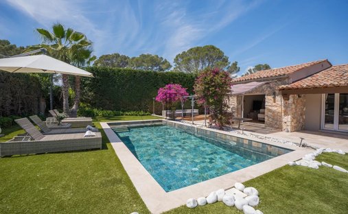 Villa in Mougins, Provence-Alpes-Côte d'Azur, France 1