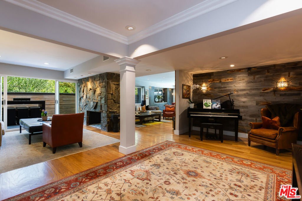 House in Los Angeles, California, United States 3 - 18040270