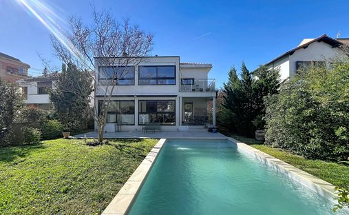 House in Croix de Pierre-route d'Espagne, Toulouse, France 1