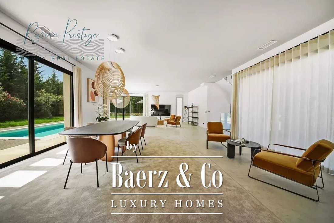 Villa in Mougins, Provence-Alpes-Côte d'Azur, France 2 - 16942907